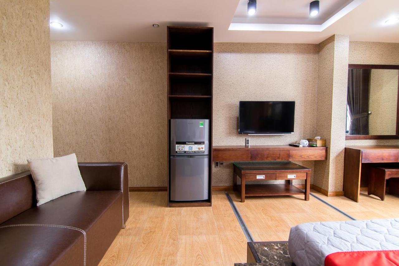 Reddoorz Plus @ Nguyen Trai Street Хошимін Екстер'єр фото